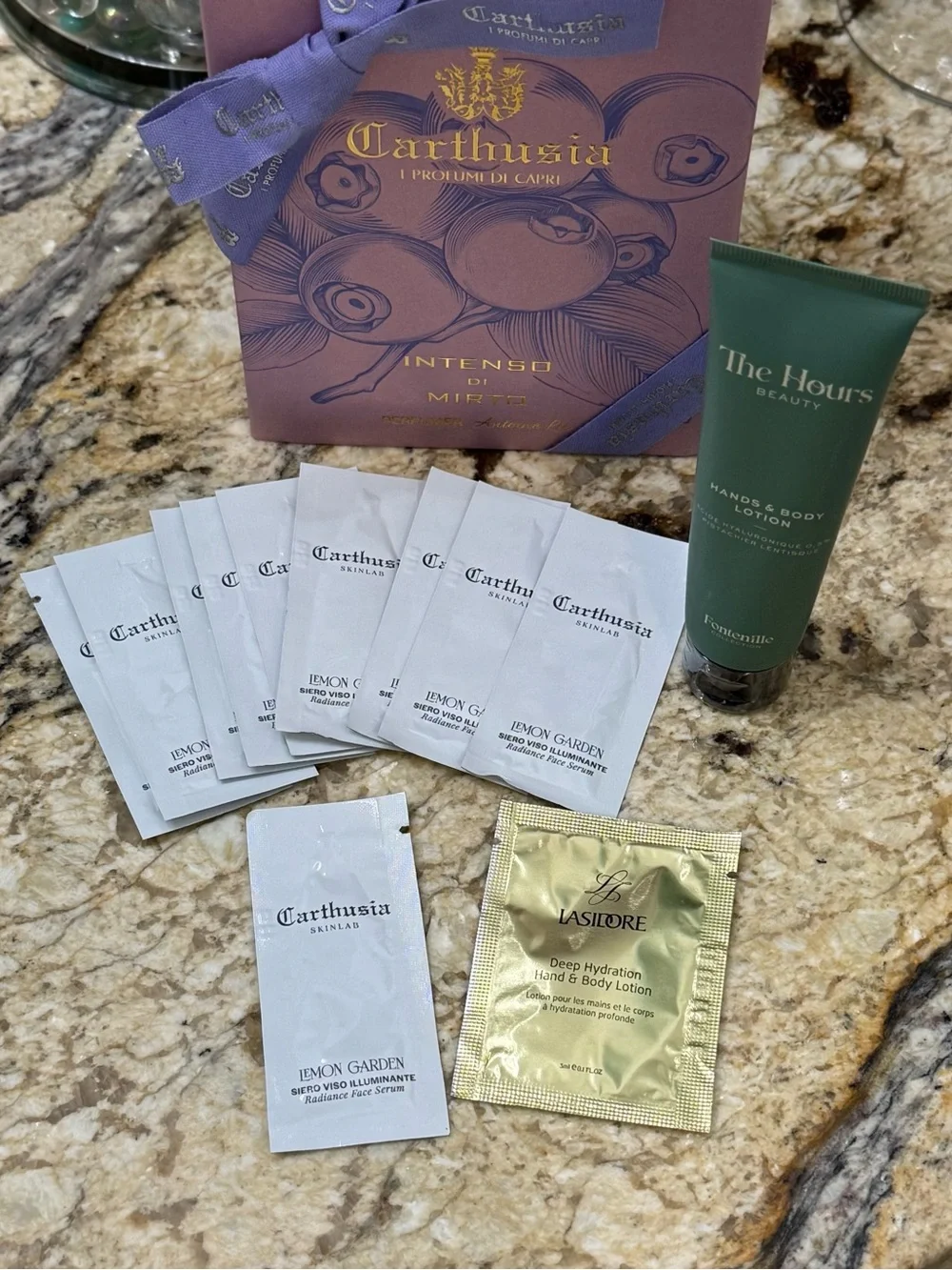 Carthusia Profumi di Capri Presentation Box with Face Serum and Lotion